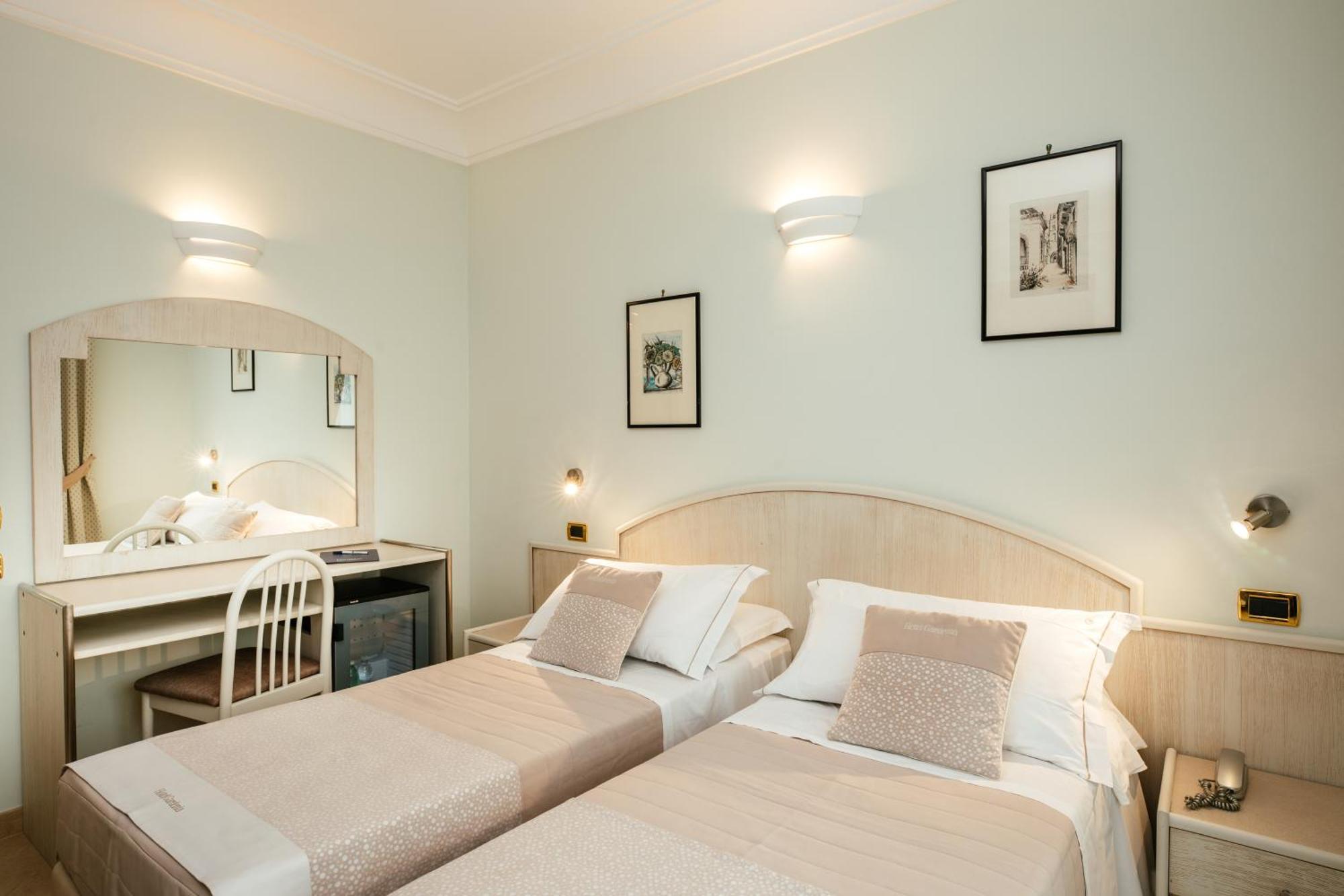 Hotel Gardenia Sorrento, Ascend Hotel Collection Esterno foto
