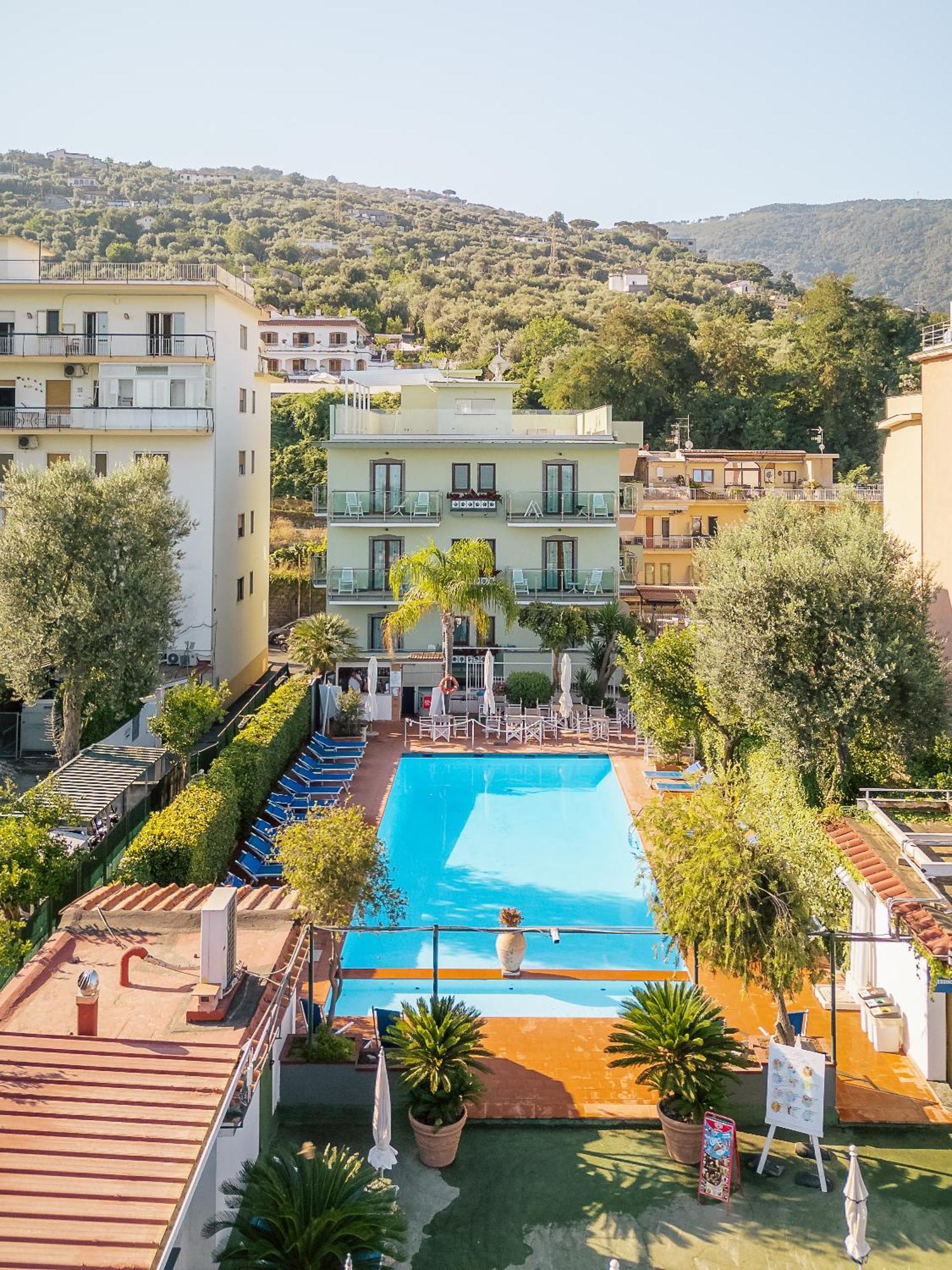 Hotel Gardenia Sorrento, Ascend Hotel Collection Esterno foto