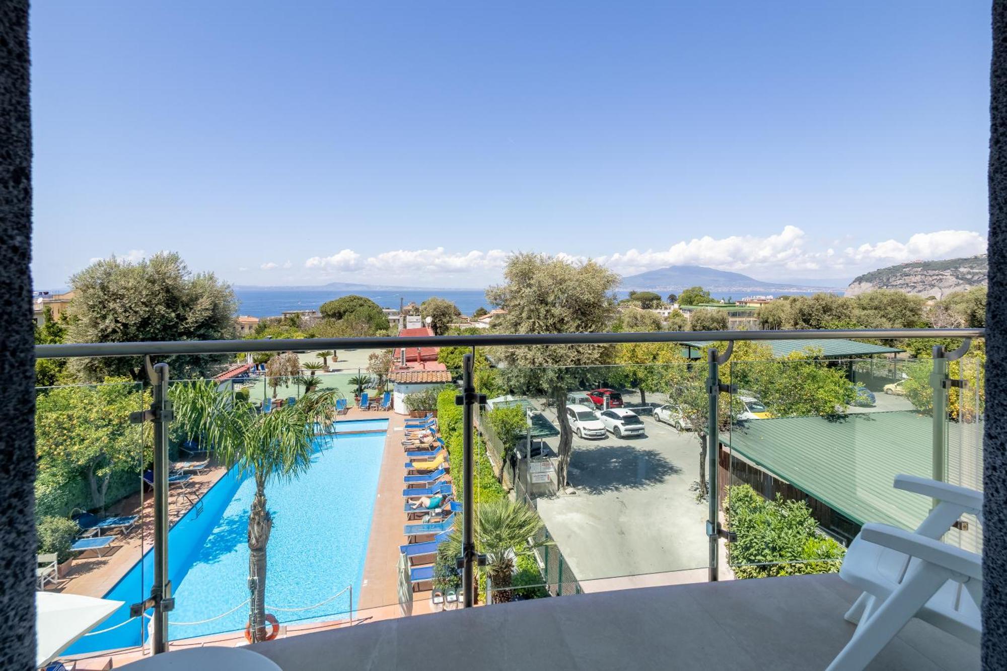 Hotel Gardenia Sorrento, Ascend Hotel Collection Esterno foto