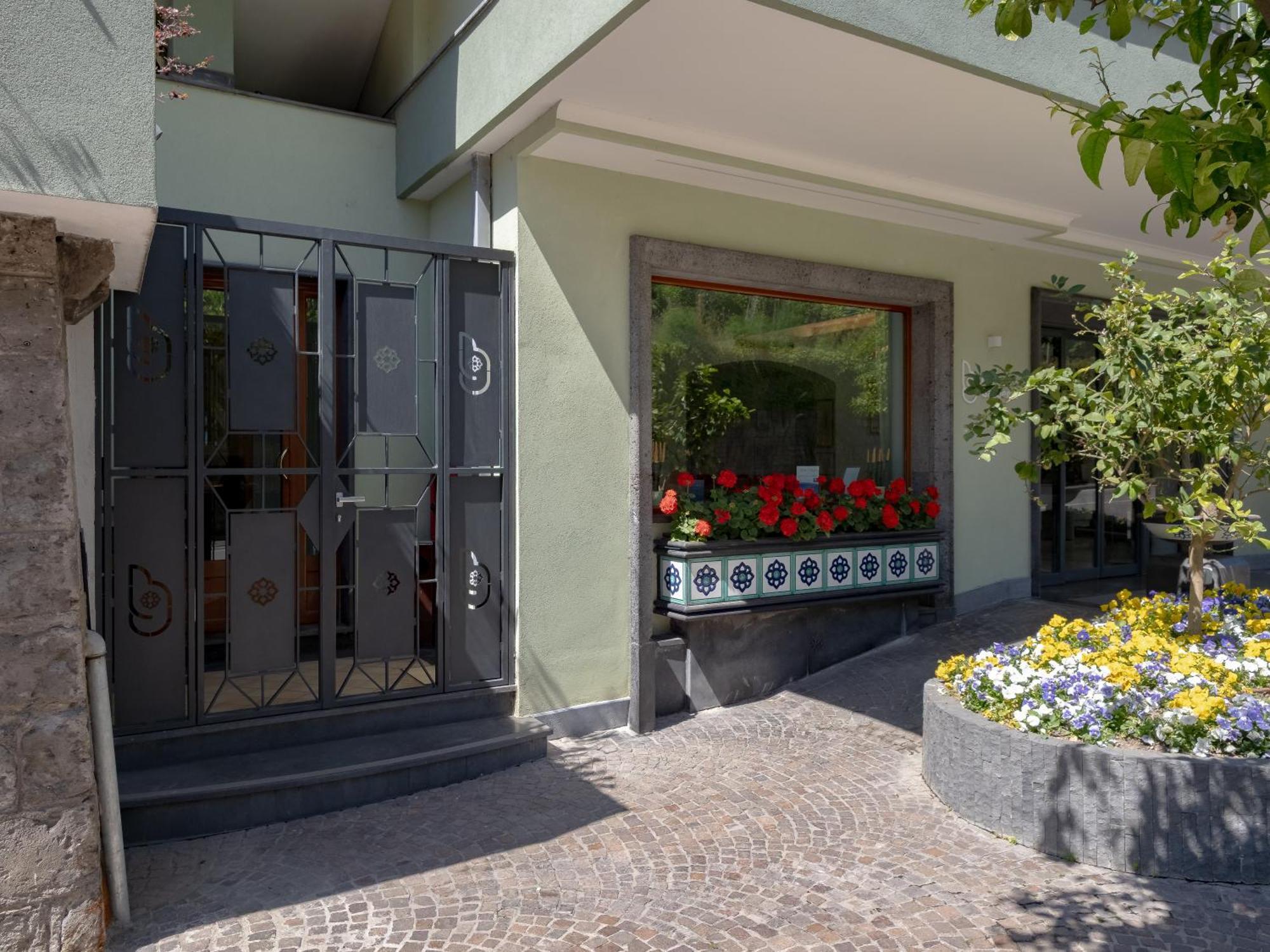 Hotel Gardenia Sorrento, Ascend Hotel Collection Esterno foto