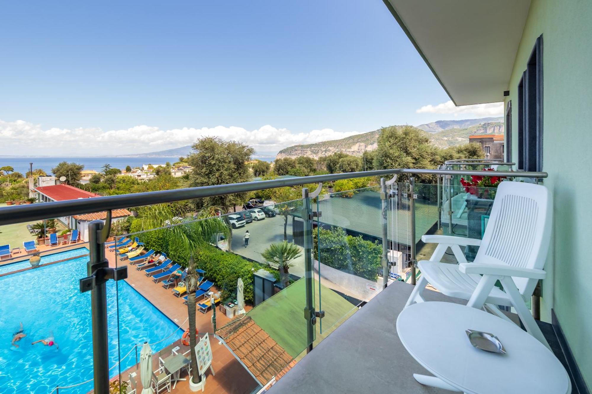Hotel Gardenia Sorrento, Ascend Hotel Collection Esterno foto