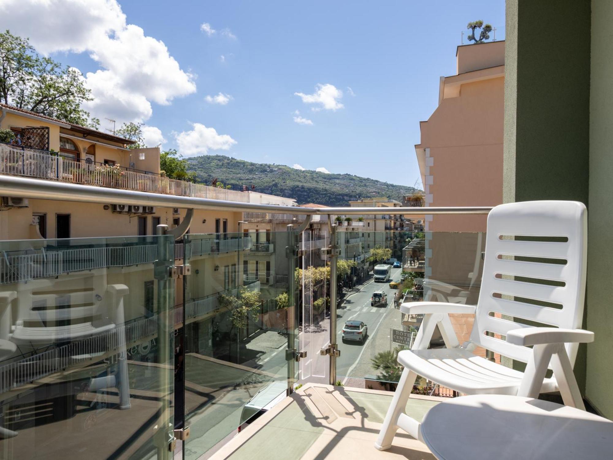 Hotel Gardenia Sorrento, Ascend Hotel Collection Esterno foto