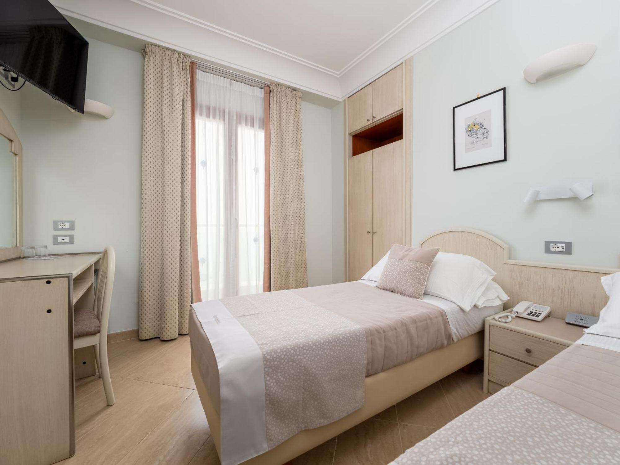 Hotel Gardenia Sorrento, Ascend Hotel Collection Esterno foto