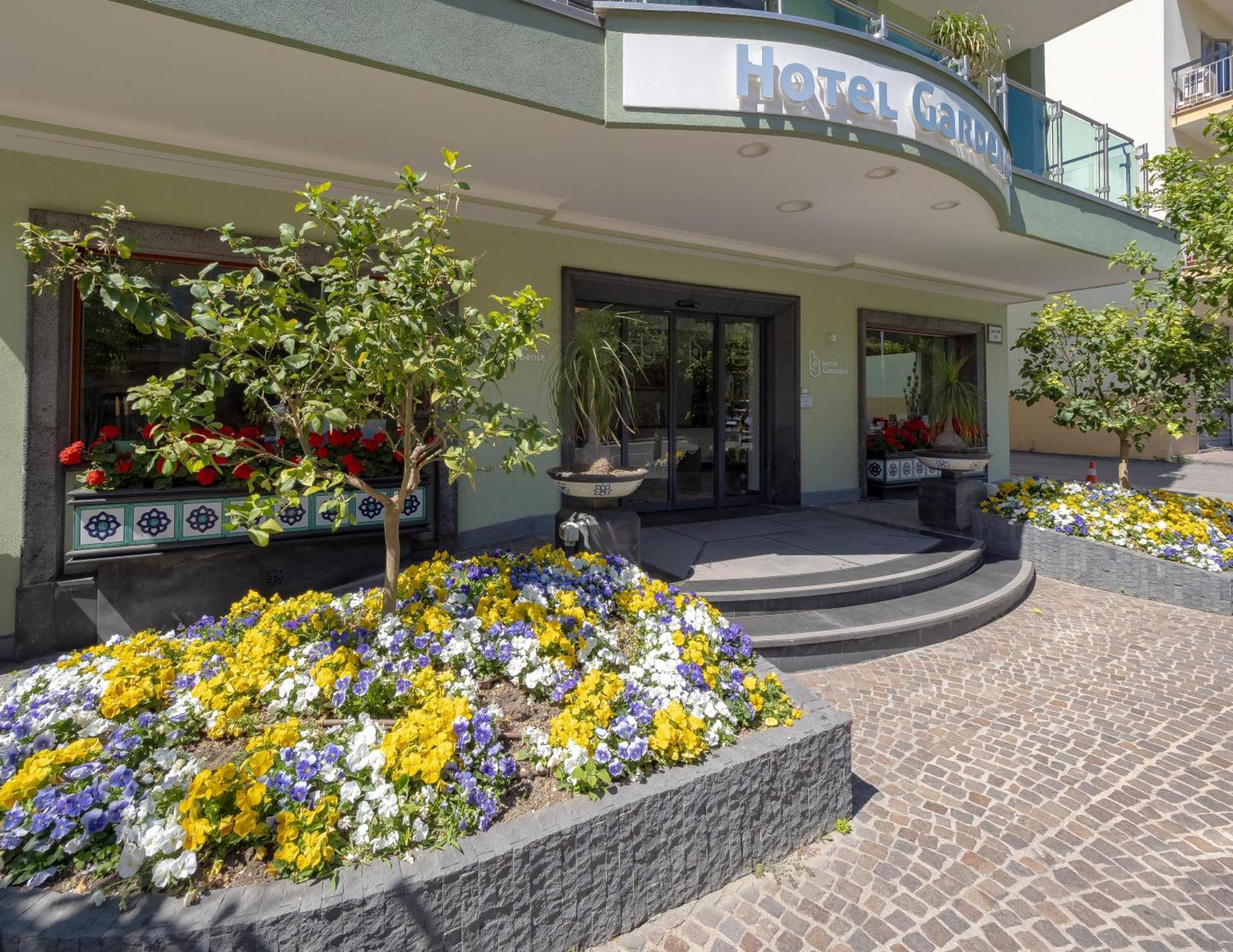 Hotel Gardenia Sorrento, Ascend Hotel Collection Esterno foto