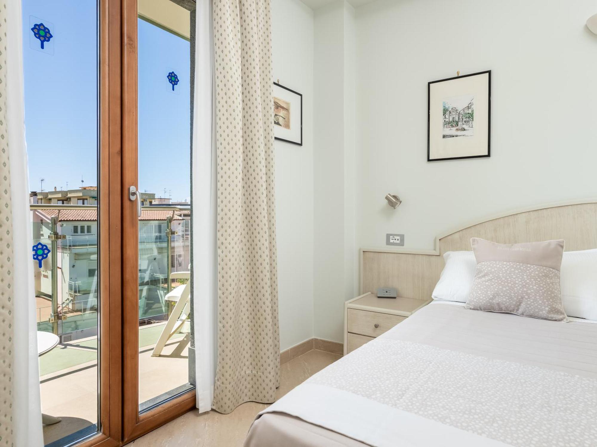 Hotel Gardenia Sorrento, Ascend Hotel Collection Esterno foto