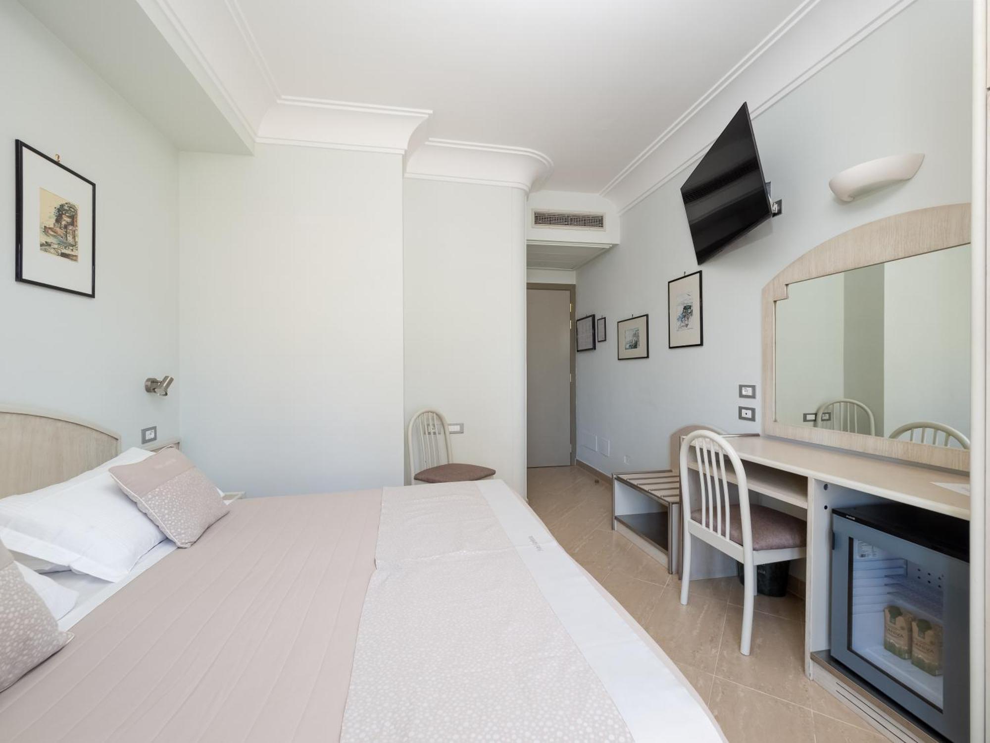 Hotel Gardenia Sorrento, Ascend Hotel Collection Esterno foto