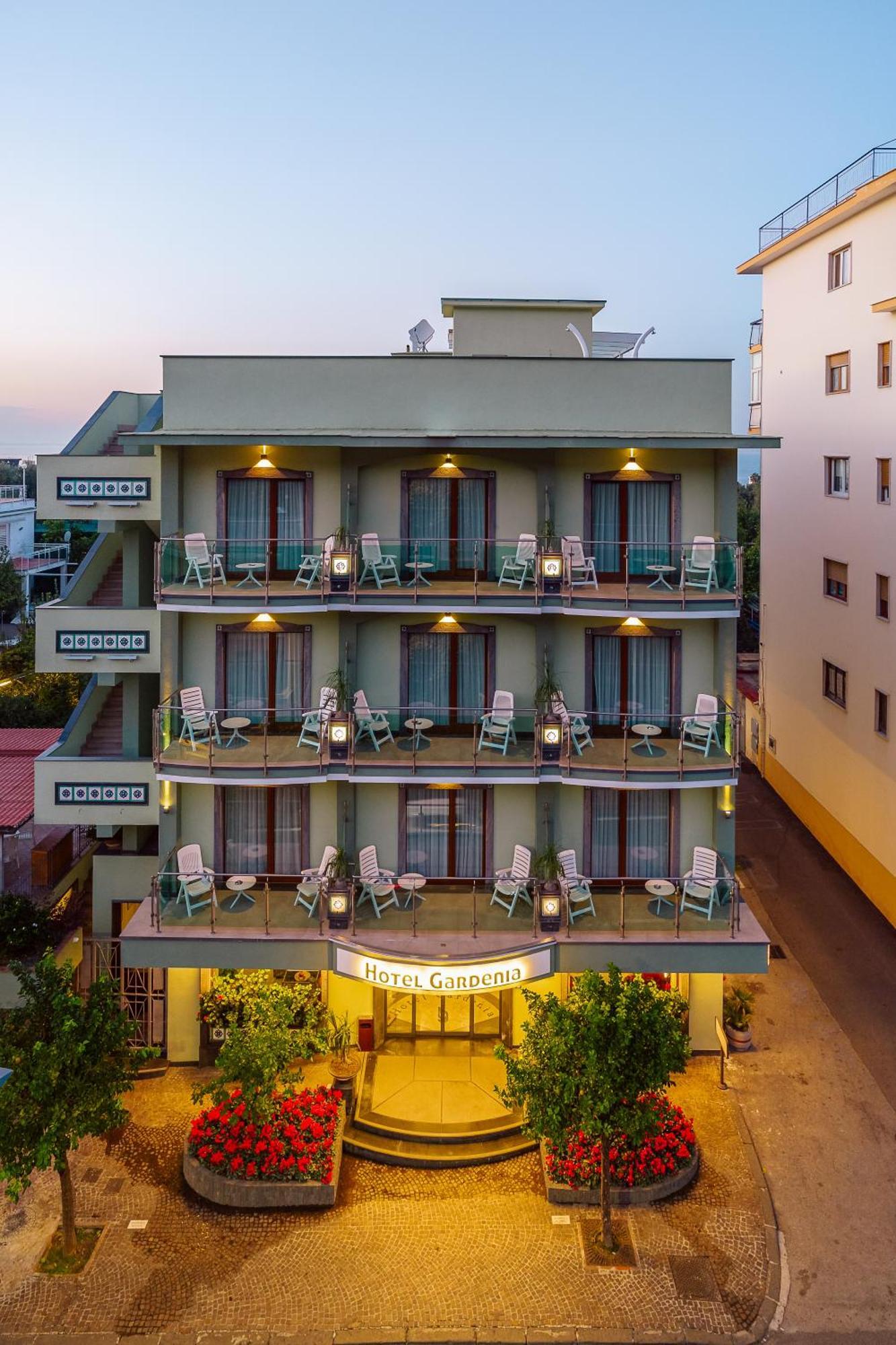 Hotel Gardenia Sorrento, Ascend Hotel Collection Esterno foto